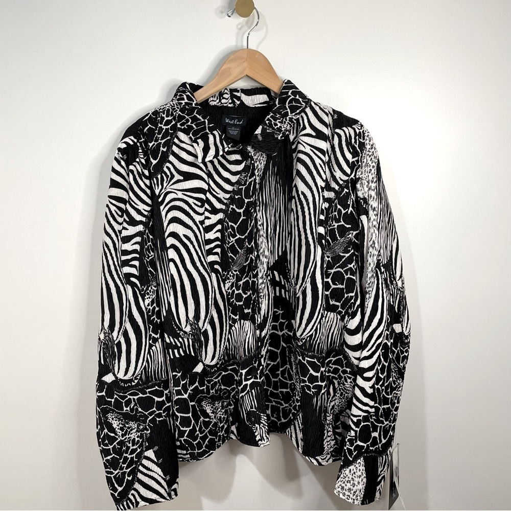 West End | Button Reversible Long Sleeve Blouse